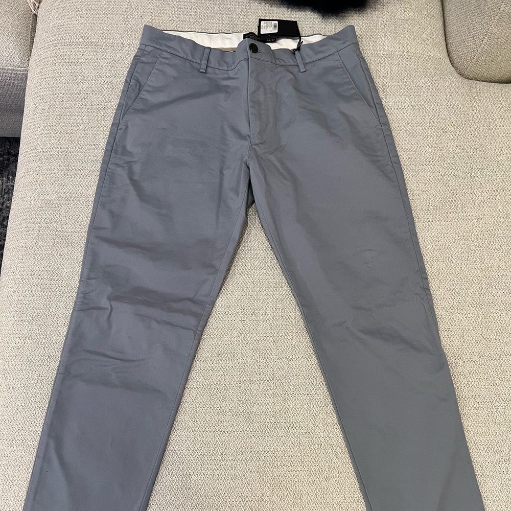 Club Monaco Connor Stretch Chino Light Gray 32/32